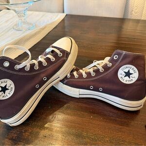 Classic Converse High Tops (Almost new!)
